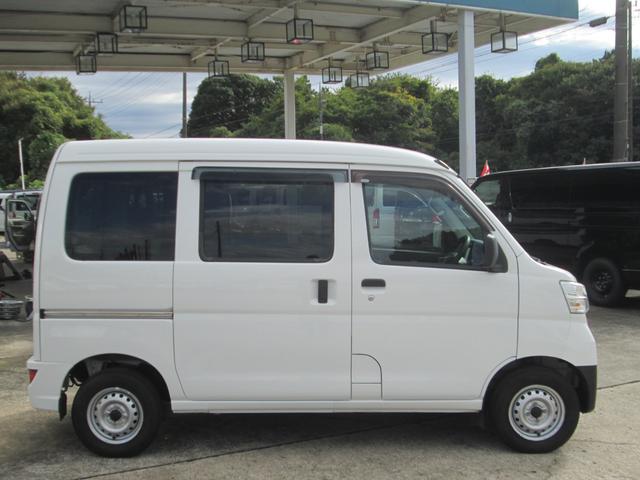 ハイゼットカーゴ DX SAIII ハイルーフ ナビ バックカメラ キーレス(4枚目)