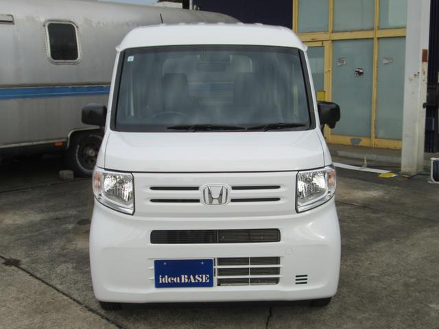 当店は総額表示でご案内しております。お乗り出し総額で車両価格、諸費用、税金、点検や部品交換や車両のクリーニング、磨きまですべて含まれた価格となっております。県外の方は別途県外登録費用を頂きます。