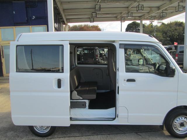 ＮＶ１００クリッパーバン ＤＸ　ハイルーフ　オートギヤシフト２ｎｄ発進（24枚目）
