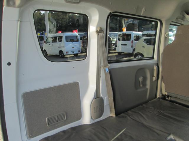 ＮＶ１００クリッパーバン ＤＸ　ハイルーフ　オートギヤシフト２ｎｄ発進（29枚目）