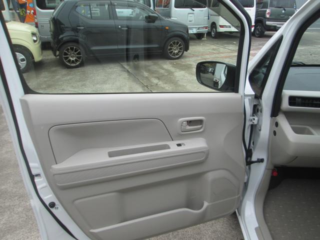 ワゴンＲ ＦＡ　５速マニュアル　キーレス　横滑り防止（13枚目）