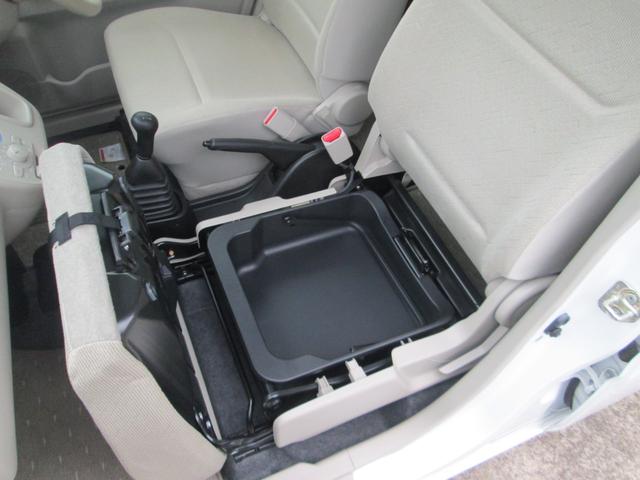 ワゴンＲ ＦＡ　５速マニュアル　キーレス　横滑り防止（17枚目）