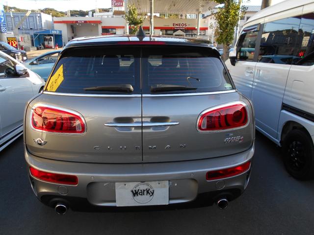ＭＩＮＩ クーパーＳ　クラブマン　クーパーＳ　クラブマン（５名）純正ナビ・バックカメラ・ミラー型ＥＴＣ・レーザー探知機・・純正１７インチＡＷ（4枚目）