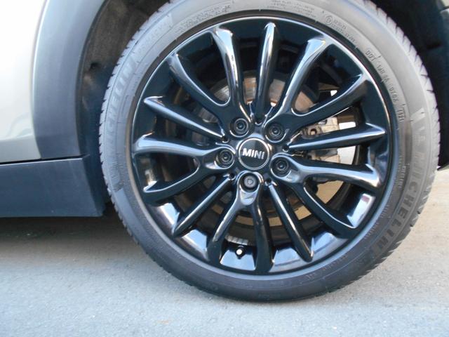 ＭＩＮＩ クーパーＳ　クラブマン　クーパーＳ　クラブマン（５名）純正ナビ・バックカメラ・ミラー型ＥＴＣ・レーザー探知機・・純正１７インチＡＷ（11枚目）