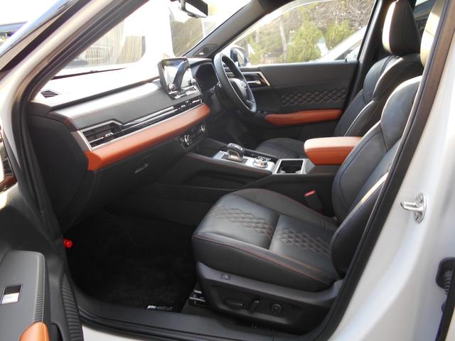 アウトランダーPHEV P プラグインハイブリッドEVシステム・ヘッドアップディスプレイ・レザーシート・ブラインドスポットモニター・パワーバックドア・パノラマサンルーフ・マイパイロット・クルーズコントロール・FSBカメラ(33枚目)