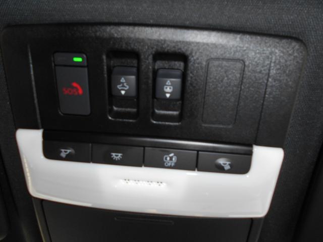 アウトランダーPHEV P プラグインハイブリッドEVシステム・ヘッドアップディスプレイ・レザーシート・ブラインドスポットモニター・パワーバックドア・パノラマサンルーフ・マイパイロット・クルーズコントロール・FSBカメラ(35枚目)