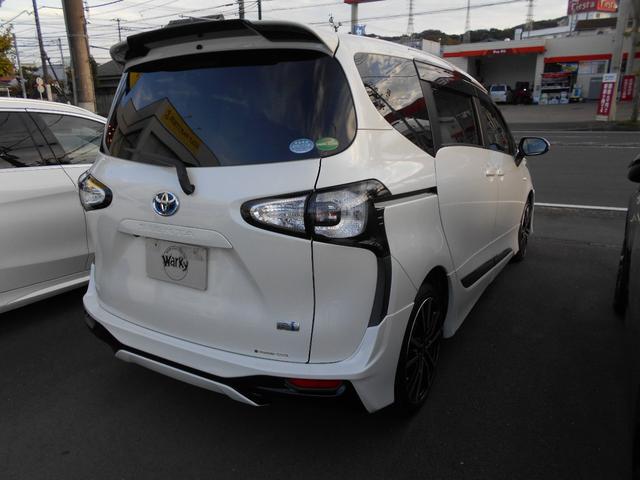 シエンタ ハイブリッドＧ　純正ＳＤナビ・フルセグＴＶ・Ｂカメラ・両側パワースライドドア・モデリスタエアロ・ビルトイン２．０ＥＴＣ・ステアリングスイッチ・ＢＩｕｅＴｏｏｔｈ（6枚目）