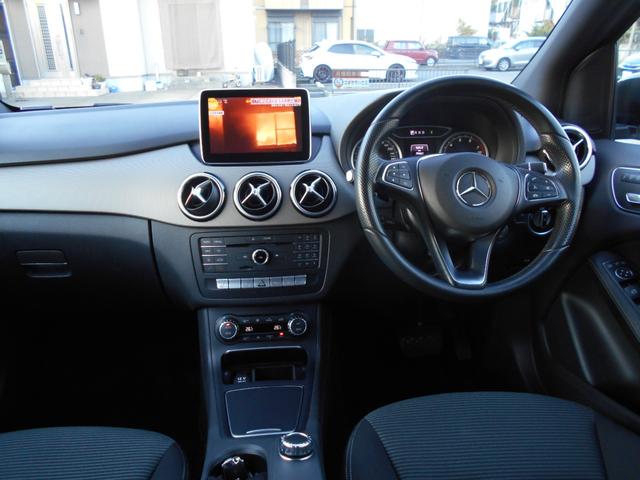 Ｂクラス Ｂ１８０　純正ナビ・ＴＶ・バックカメラ・シートヒーター・パワーシート・ポジションシート・Ａ－ＳＴＯＰ・ドライブレコーダー・純正１６インチＡＷ・クルーズコントロール（31枚目）