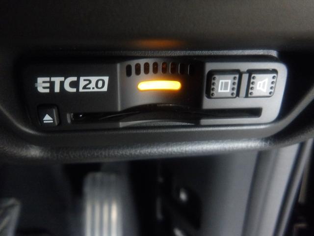 ステップワゴンスパーダ スパーダ・クールスピリット ホンダセンシング 禁煙車 ワンオーナー 後席モニター 10インチナビ 前後ドラレコ リアカメラ ETC2.0 シートヒーター 両側電動スライド ドアバイザー 後席オートAC CD/DVD再生 Bluetooth パドル(8枚目)