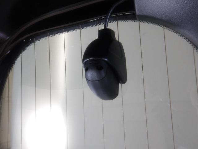 ステップワゴンスパーダ スパーダ・クールスピリット ホンダセンシング 禁煙車 ワンオーナー 後席モニター 10インチナビ 前後ドラレコ リアカメラ ETC2.0 シートヒーター 両側電動スライド ドアバイザー 後席オートAC CD/DVD再生 Bluetooth パドル(9枚目)