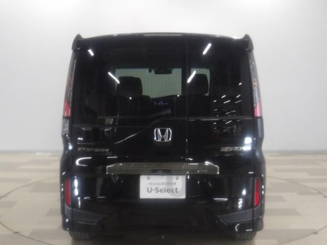 ステップワゴンスパーダ スパーダ・クールスピリット ホンダセンシング 禁煙車 ワンオーナー 後席モニター 10インチナビ 前後ドラレコ リアカメラ ETC2.0 シートヒーター 両側電動スライド ドアバイザー 後席オートAC CD/DVD再生 Bluetooth パドル(16枚目)