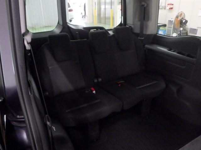 ステップワゴンスパーダ スパーダホンダセンシング　禁煙社外製ナビＡＶＩＣ－ＲＱ９１２　リアカメラ　両側電動スライドドア　ＥＴＣ２．０　パドルシフト　Ｂｌｕｅｔｏｏｔｈ接続　ＣＤ　ＤＶＤ　フルセグＴＶ　ＵＳＢ　アルミホイール　盗難防止　助手席エアバッグ（20枚目）