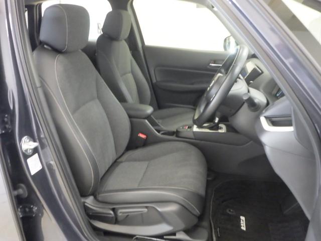 フィット ｅ：ＨＥＶホーム　元当社試乗車　禁煙　前ドライブレコーダー　ホンダコネクト９インチナビ　リアカメラ　前ドライブレコーダー　サイドカーテンエアバッグ　ＥＴＣ　Ｂｌｕｅｔｏｏｔｈ接続　ＣＤ　ＤＶＤ　ミュージックラック（16枚目）