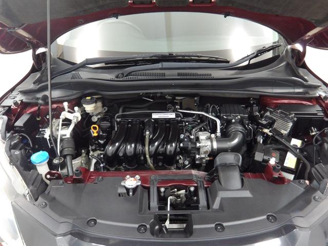 ヴェゼル Ｘ　禁煙ワンオーナー　ガソリン車　純正ナビ　リアカメラ　衝突軽減ブレーキ　横滑り防止装置　ＬＥＤライト　ＥＴＣ　クルーズコントロール　フルセグＴＶ　ＣＤ　ＤＶＤ　ＵＳＢ　サイドカーテンエアバッグ　－　ＰＳ（15枚目）