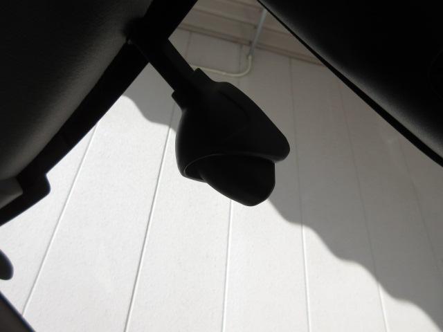 ヴェゼル e:HEVZ 禁煙 ワンオーナー 前後ドライブレコーダー ホンダコネクトナビ 後カメラ パーキングセンサー 前席シートヒーター Qi充電 Bluetooth接続 フルセグTV 当店指定新品タイヤ 1オナ スマキ(5枚目)