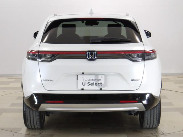 ヴェゼル e:HEVZ 禁煙 ワンオーナー 前後ドライブレコーダー ホンダコネクトナビ 後カメラ パーキングセンサー 前席シートヒーター Qi充電 Bluetooth接続 フルセグTV 当店指定新品タイヤ 1オナ スマキ(27枚目)