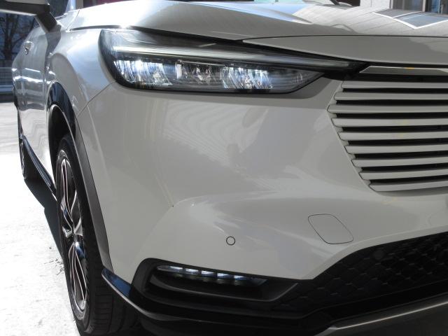 ヴェゼル e:HEVZ 禁煙 ワンオーナー 前後ドライブレコーダー ホンダコネクトナビ 後カメラ パーキングセンサー 前席シートヒーター Qi充電 Bluetooth接続 フルセグTV 当店指定新品タイヤ 1オナ スマキ(29枚目)