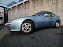 PORSCHE 944