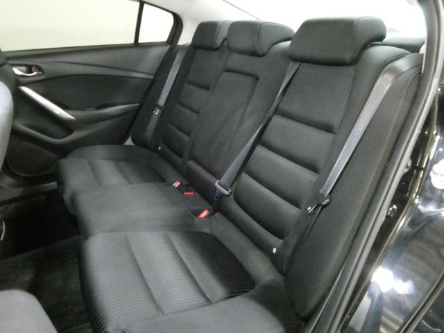 アテンザセダン ＸＤ　６速ＭＴ／純正ナビ／フルセグ／クルコン／純正１９インチＡＷ／スマートキー／ＥＴＣ／オートエグゼローダウンスプリング／１年保証付き（8枚目）