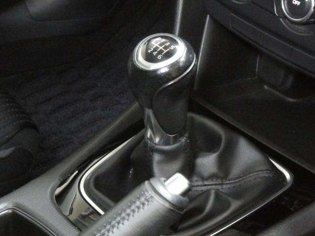 アテンザセダン ＸＤ　６速ＭＴ／純正ナビ／フルセグ／クルコン／純正１９インチＡＷ／スマートキー／ＥＴＣ／オートエグゼローダウンスプリング／１年保証付き（14枚目）