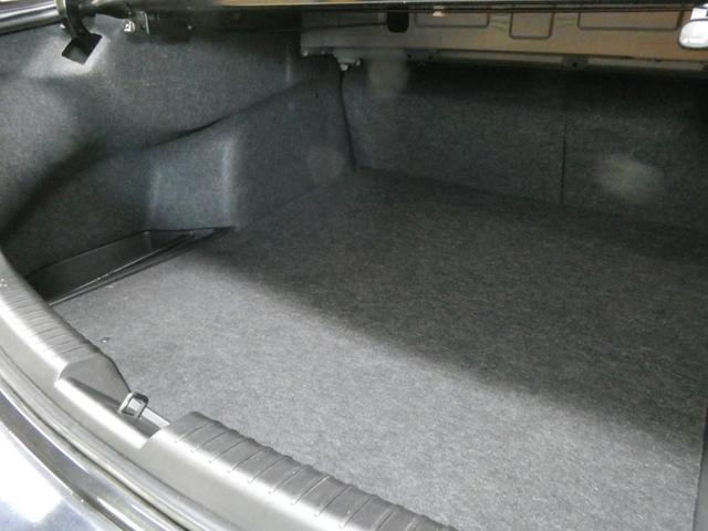 アテンザセダン ＸＤ　６速ＭＴ／純正ナビ／フルセグ／クルコン／純正１９インチＡＷ／スマートキー／ＥＴＣ／オートエグゼローダウンスプリング／１年保証付き（31枚目）