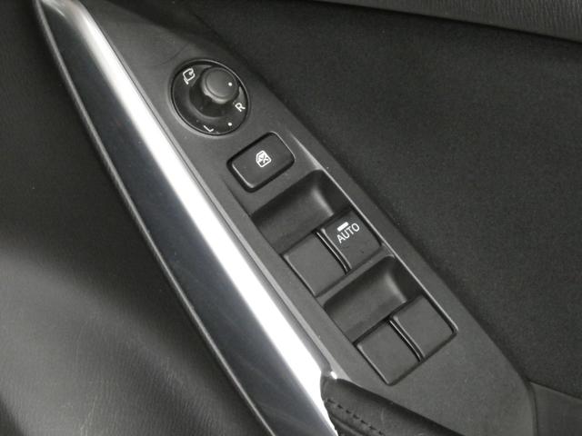 アテンザセダン ＸＤ　６速ＭＴ／純正ナビ／フルセグ／クルコン／純正１９インチＡＷ／スマートキー／ＥＴＣ／オートエグゼローダウンスプリング／１年保証付き（32枚目）