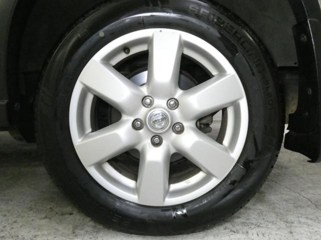 エクストレイル ２０Ｘｔｔ　６速ＭＴ／４ＷＤ／ナビ／フルセグ／バックカメラ／ＥＴＣ／ルーフレール／スマートキー／禁煙車／純正ＡＷ（9枚目）