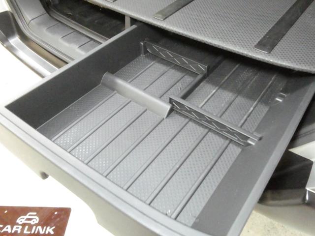 エクストレイル ２０Ｘｔｔ　６速ＭＴ／４ＷＤ／ナビ／フルセグ／バックカメラ／ＥＴＣ／ルーフレール／スマートキー／禁煙車／純正ＡＷ（25枚目）