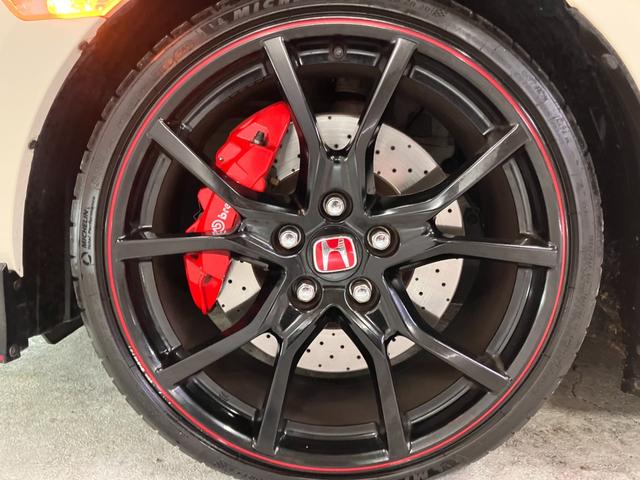 シビック タイプＲ　１オーナー／禁煙車／純正ナビ／ＴＶ／バックカメラ／ＥＴＣ／記録簿有／スマートキー／スペアキー（8枚目）