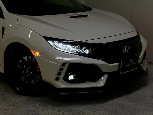 シビック タイプＲ　１オーナー／禁煙車／純正ナビ／ＴＶ／バックカメラ／ＥＴＣ／記録簿有／スマートキー／スペアキー（12枚目）