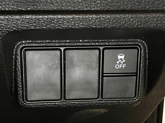 シビック タイプＲ　１オーナー／禁煙車／純正ナビ／ＴＶ／バックカメラ／ＥＴＣ／記録簿有／スマートキー／スペアキー（34枚目）