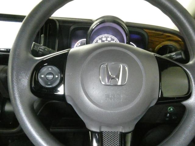 N-ONE セレクト 禁煙車 ワンオーナー ハーフレザー ナビ バックカメラ Bluetooth CD/DVD再生 ステアリングスイッチ ETC ドラレコ USBチャージャー シートヒーター アイドリングストップ(14枚目)