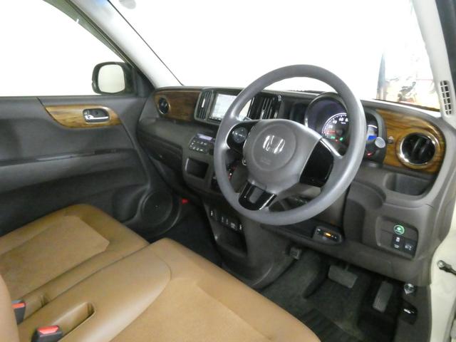 N-ONE セレクト 禁煙車 ワンオーナー ハーフレザー ナビ バックカメラ Bluetooth CD/DVD再生 ステアリングスイッチ ETC ドラレコ USBチャージャー シートヒーター アイドリングストップ(15枚目)