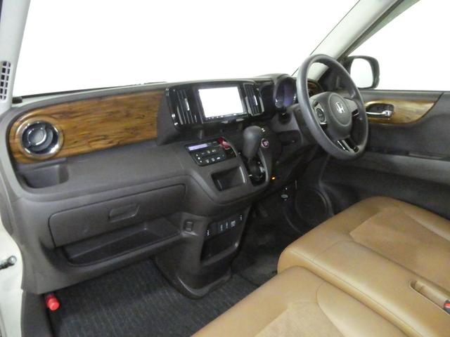 N-ONE セレクト 禁煙車 ワンオーナー ハーフレザー ナビ バックカメラ Bluetooth CD/DVD再生 ステアリングスイッチ ETC ドラレコ USBチャージャー シートヒーター アイドリングストップ(16枚目)