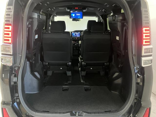 ヴォクシー ＺＳ　煌ＩＩ　１１インチナビ／１２．８インチ後席モニター／ＴＶ／リアカメラ／両側パワースライドドア／ＥＴＣ／バックカメラ／Ｂｌｕｅｔｏｏｔｈ／モデリスタデイライト／ＨＤＭＩ／１オーナー／禁煙車／記録簿有／１年保証付（11枚目）