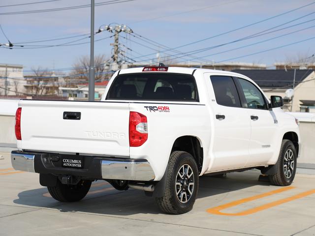 クルーマックス SR5 自社カナダ並行輸入車 新車 TRDオフロードPKG(3枚目)
