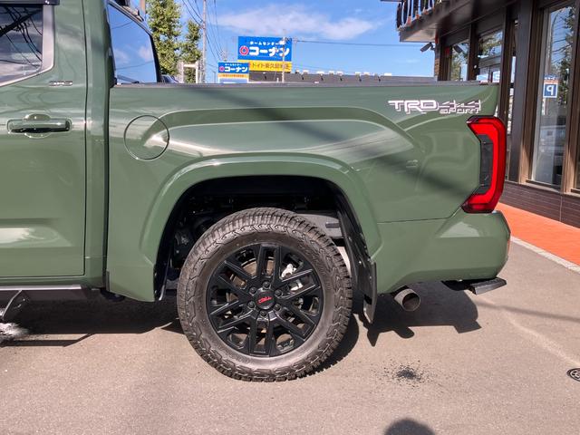タンドラ クルーマックス SR5 新車並行車 クル-マックス TRDスポーツプレミアムPKG 純正ディスプレイオーディオ トヨタセーフティセンス LEDヘッドライト LEDテールレンズ 20インチ専用ホイール ビルシュタインショック(21枚目)