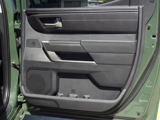 タンドラ クルーマックス SR5 新車並行車 クル-マックス TRDスポーツプレミアムPKG 純正ディスプレイオーディオ トヨタセーフティセンス LEDヘッドライト LEDテールレンズ 20インチ専用ホイール ビルシュタインショック(70枚目)