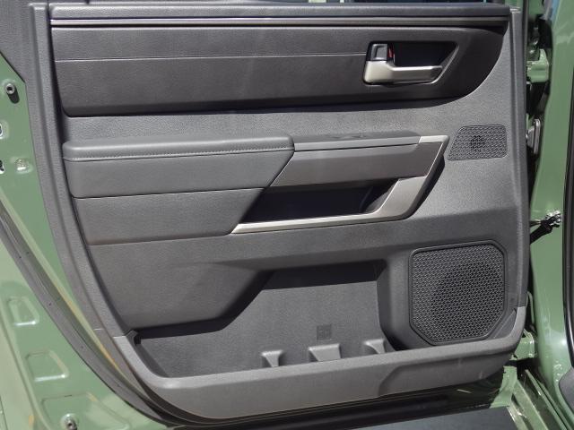 タンドラ クルーマックス SR5 新車並行車 クル-マックス TRDスポーツプレミアムPKG 純正ディスプレイオーディオ トヨタセーフティセンス LEDヘッドライト LEDテールレンズ 20インチ専用ホイール ビルシュタインショック(71枚目)