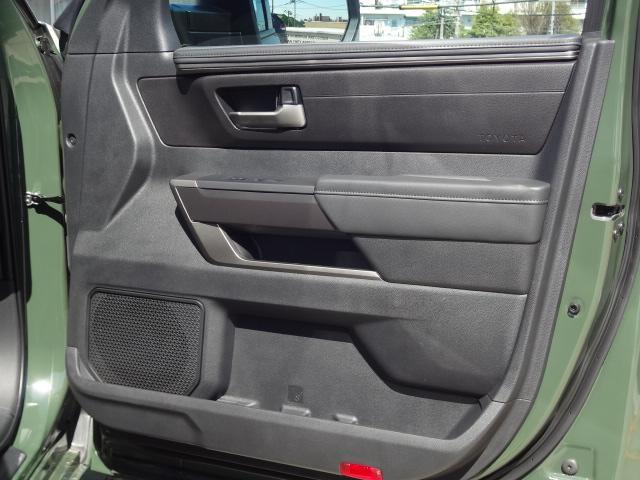 タンドラ クルーマックス SR5 新車並行車 クル-マックス TRDスポーツプレミアムPKG 純正ディスプレイオーディオ トヨタセーフティセンス LEDヘッドライト LEDテールレンズ 20インチ専用ホイール ビルシュタインショック(73枚目)