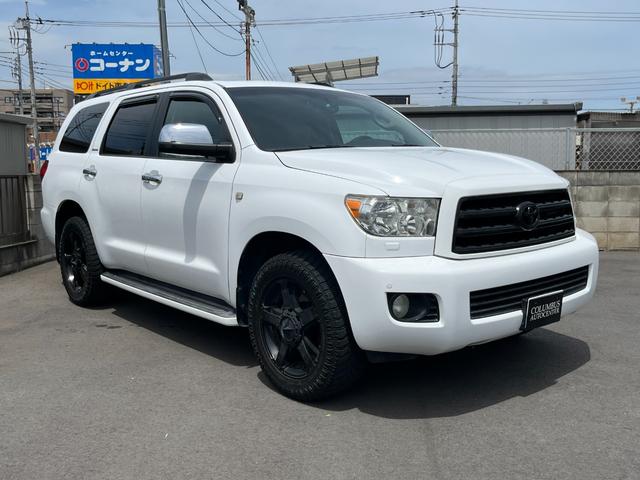 セコイア リミテッド　リミテッド５．７Ｖ８　４ＷＤ　新車並行　１ナンバー　リミテッド　ＸＤ　ＲＯＣＫＳＴＡＲＩＩ　２０インチ　ストラーダナビ　アルパインフリップダウンモニター　ＥＴＣ　ＪＢＬ　シートヒーター　パワーシート（4枚目）
