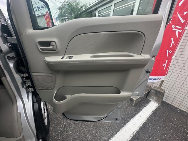 エブリイ ＰＣ　ハイルーフ　リモコンキー　盗難警報装置　パワーウインドウ　スモークガラス　走行距離７，１３９ｋｍ　両側スライドドア　４速オートマチック　禁煙車　ドアバイザー　保証付き（23枚目）