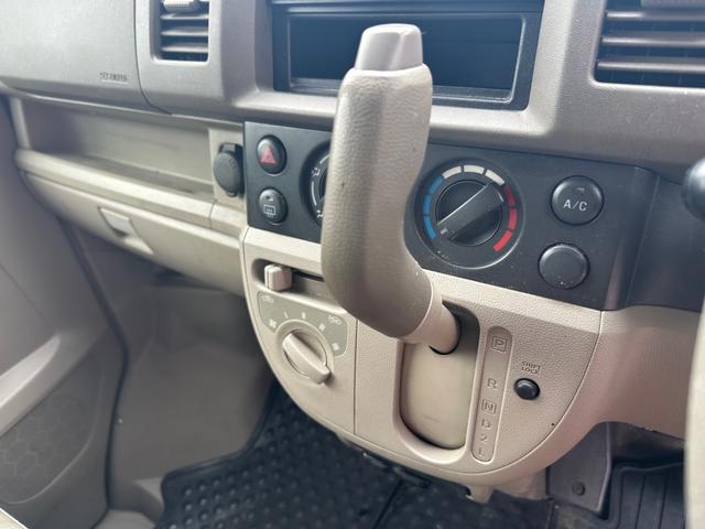 エブリイ ＰＡ　ハイルーフ　ＥＴＣ車載器　スモークフィルム　ドアバイザー　集中ドアロック　エアコン　パワステ　エアバック　スペアキー　純正ラジオ　保証付き（29枚目）