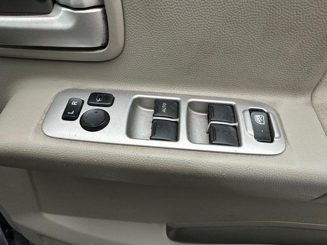 電動格納ドアミラー・パワーウインドウスイッチ部分♪