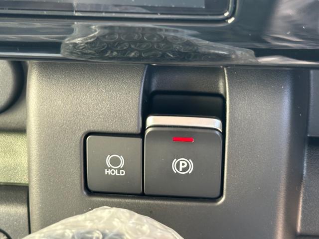 スペーシアギア ハイブリッドＸＺ　ターボ　未登録車　新車　スズキセーフティサポート　全方位モニター付９インチメモリーナビ　新車メーカー保証　マイルドハイブリッド　両側パワースライドドア　電動パーキングブレーキ　ＡＣＣ　オットマン付き（28枚目）