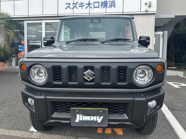 ジムニー XC 届出済み未使用車 4型 オートマチック 衝突被害軽減システム エンジンプッシュスタート LEDオートライト フォグランプ 純正16AW シートヒーター 保証書・取扱説明書・スペアキー 新車保証(2枚目)