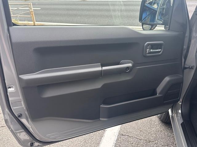 ジムニー XC 届出済み未使用車 4型 オートマチック 衝突被害軽減システム エンジンプッシュスタート LEDオートライト フォグランプ 純正16AW シートヒーター 保証書・取扱説明書・スペアキー 新車保証(23枚目)