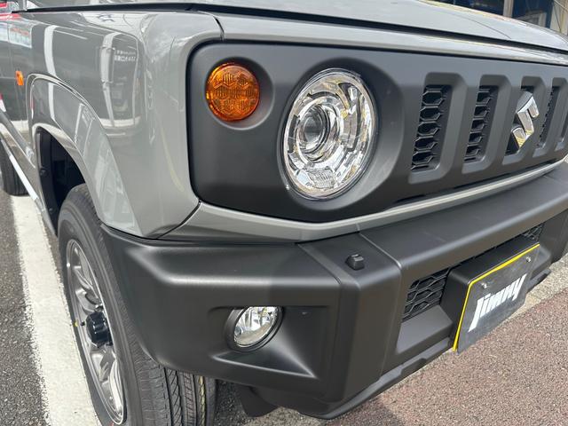 ジムニー XC 届出済み未使用車 4型 オートマチック 衝突被害軽減システム エンジンプッシュスタート LEDオートライト フォグランプ 純正16AW シートヒーター 保証書・取扱説明書・スペアキー 新車保証(28枚目)