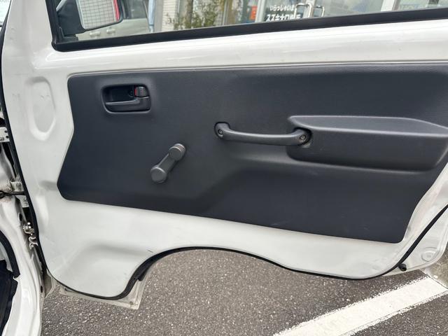 キャリイトラック ＫＣエアコン・パワステ　三方開　走行１８４２０ｋｍ　ドライブレコーダー　ルーフキャリア　ラジオ　禁煙車　保証付き（19枚目）