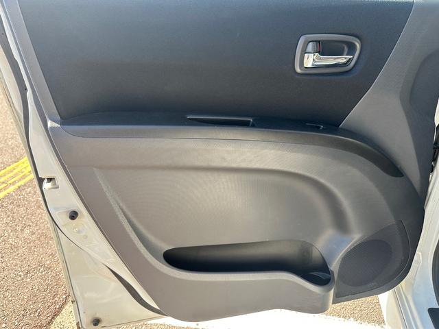 デリカＤ：２ Ｓ　両側パワースライドドア　ナビ　バックカメラ　ＥＴＣ２．０車載器　ドライブレコーダー　ＨＩＤライト　盗難警報装置　クルーズコントロール　保証付き（22枚目）